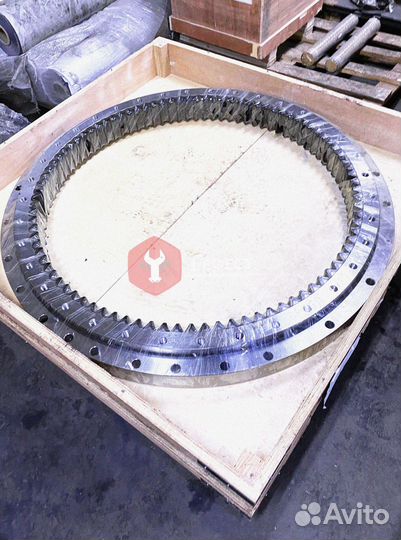 Поворотный круг Hyundai R360LC-7A 81NA-01022GG