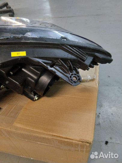 Фара передняя правая Ssang Yong Actyon 2013