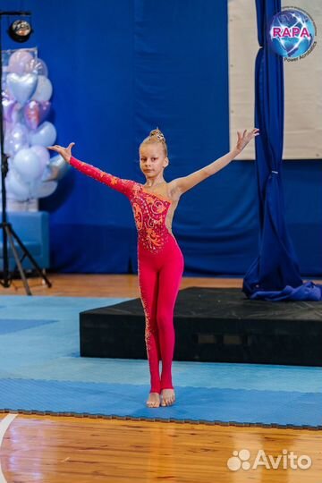 Комбинезон для воздушной акробатики 134 размер