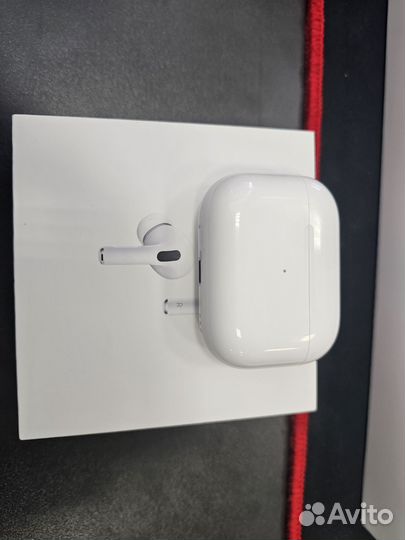 Наушники Apple Airpods 2 состояние новых
