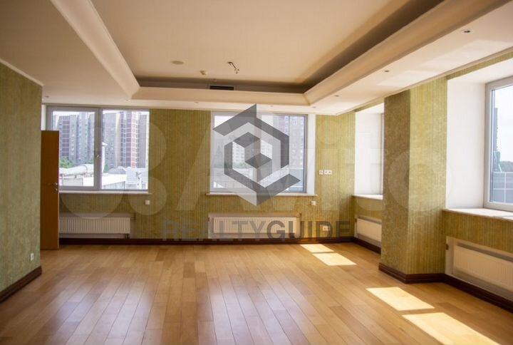 225 м2 Бизнес-центр 