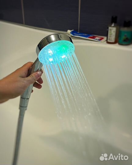 Лейка для душа с подсветкой