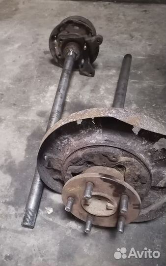 Полуось задняя правая, левая Hyundai Starex D4CB