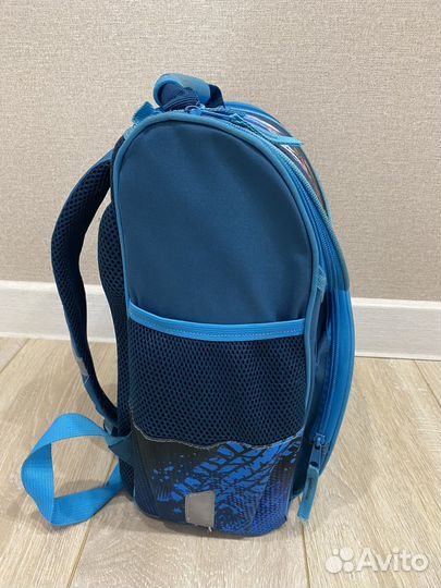 Школьный рюкзак