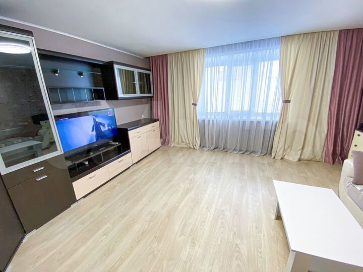 1-к. квартира, 45 м², 9/14 эт.