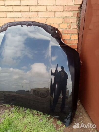 Капот на бмв 7 G11 2017г