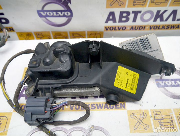 Блок розжига ксеноновой фары Вольво S40-2. V50.05T