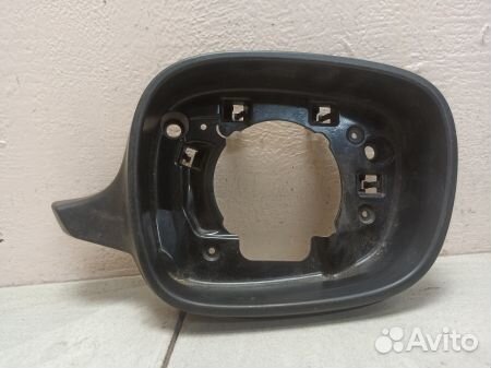 Накладка зеркала правого