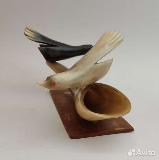 Сувенир из рога. Птицы. СССР