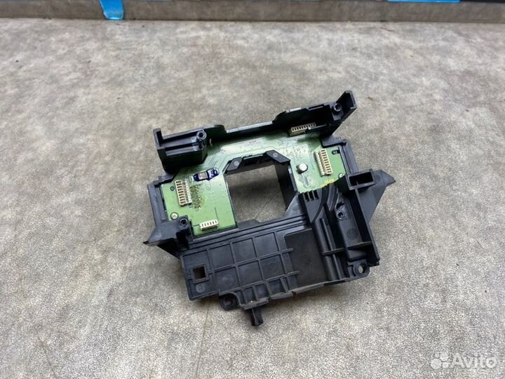 Крепление подрулевых переключателей Ford Mondeo 4