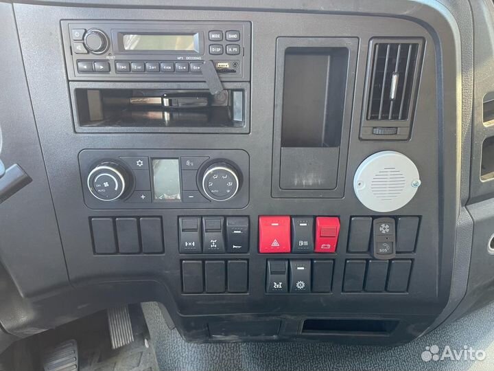 Shacman (Shaanxi) X3000, 2022