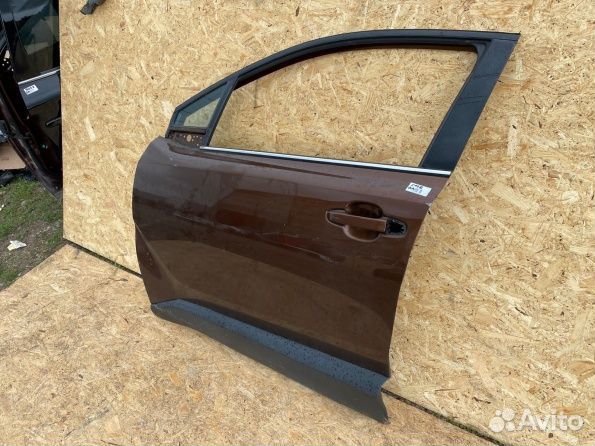 Дверь передняя левая Toyota C-HR