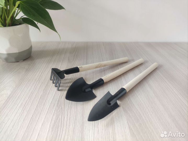 Инструменты для ухода за комнатными растениями