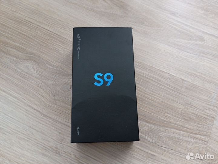 Samsung Galaxy S9, 4/64 ГБ