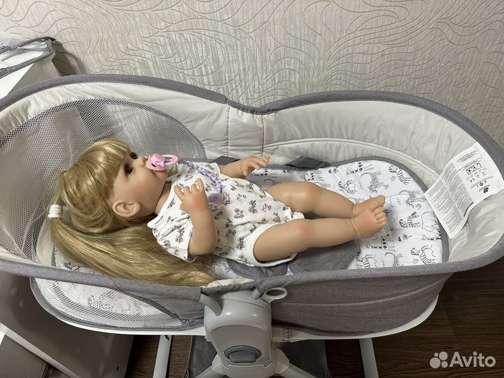 Кукла Реборн и Шезлонг