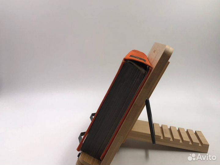 Стендаль. Красное и черное. Новеллы. 1977 г