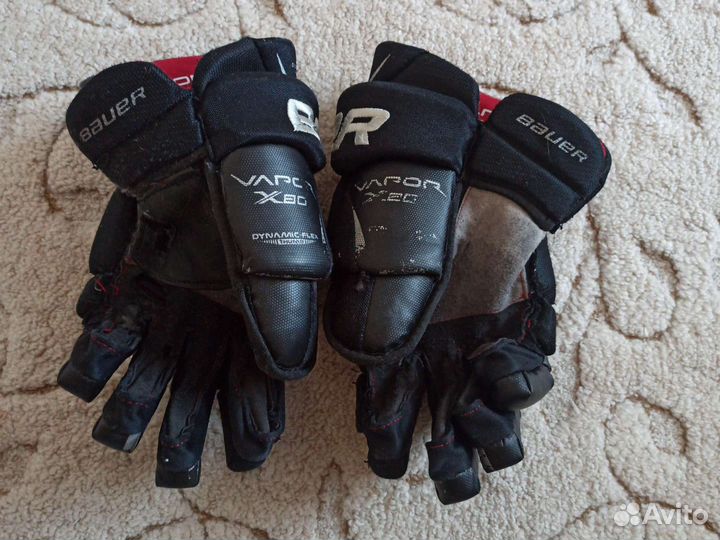 Краги хоккейные