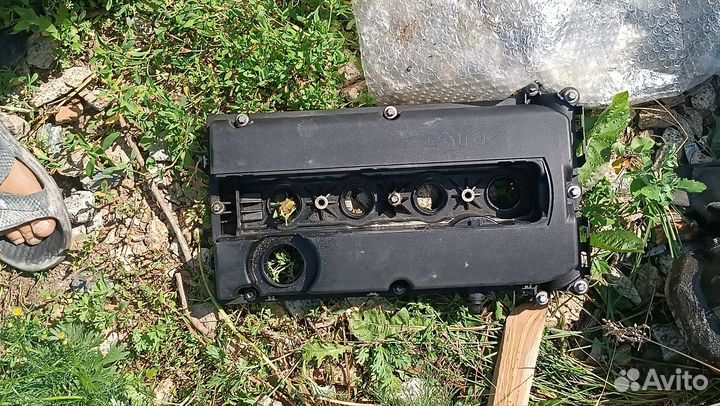 Клапанная крышка opel astra j a16xer