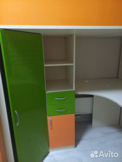 Шкаф+кровать+стол / детская мебель