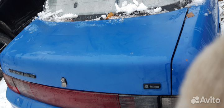 Капот ваз 2110 (крышкабагажника)