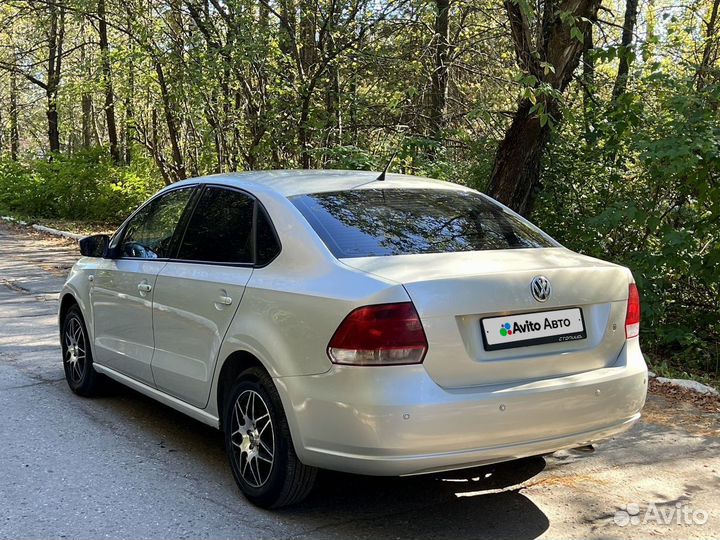 Volkswagen Polo 1.6 МТ, 2011, 197 000 км