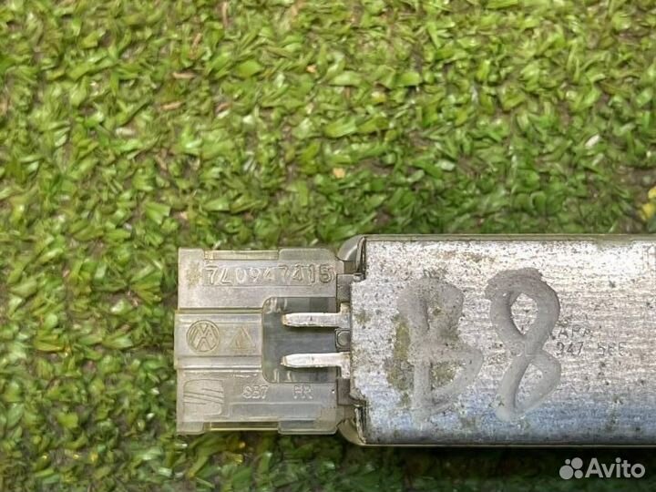 Плафон подсветки салона Volkswagen Passat B6 2007