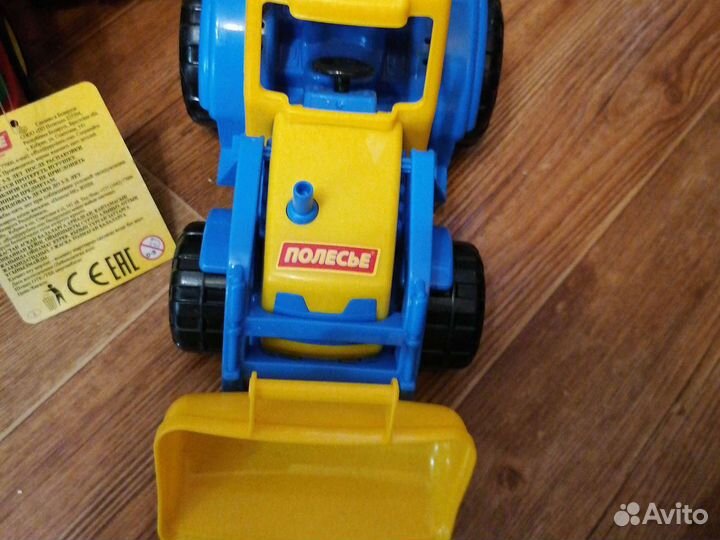 Машинки и трактора детские 