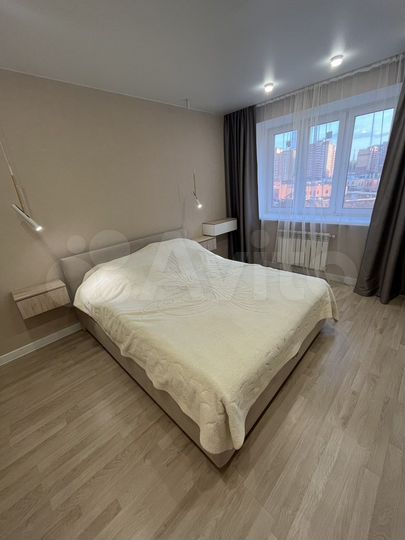 3-к. квартира, 83 м², 8/16 эт.