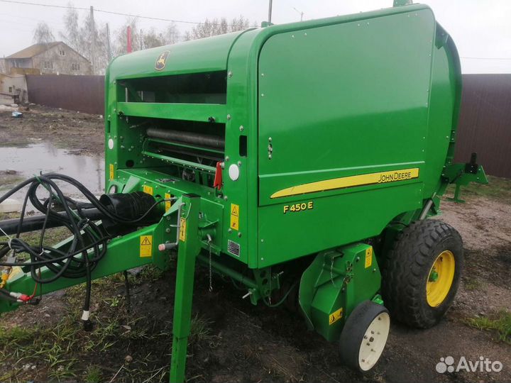Пресс-подборщик John Deere Пресс-подборщик 8 series, 2018