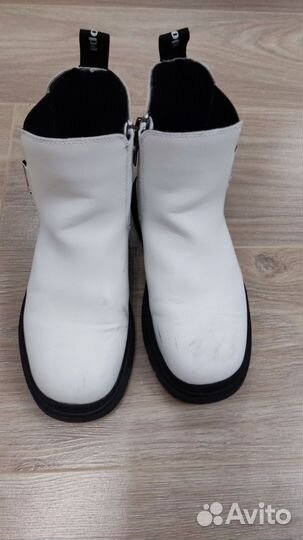 Ботинки демисезонные для девочки 35 размер