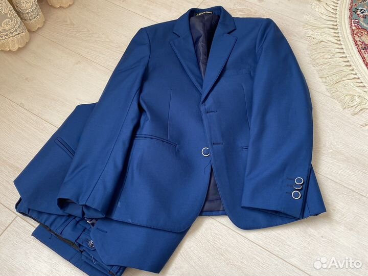 Костюм тройка для мальчика 128