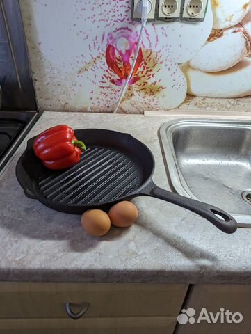 Большая сковорода гриль чугун (центр)