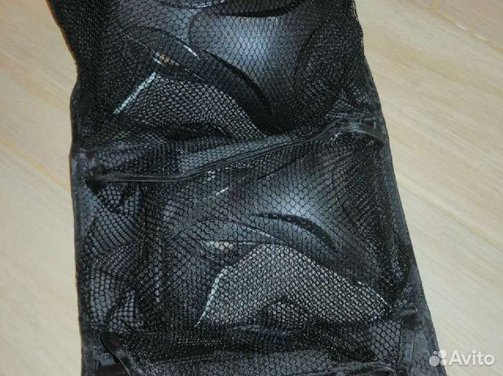 Роликовые коньки