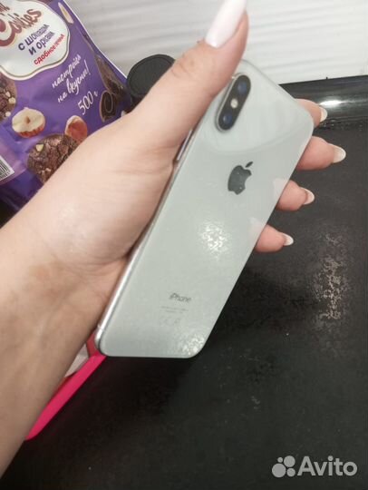 iPhone X, 64 ГБ