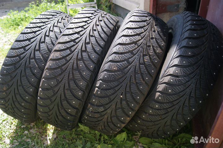 Sava Eskimo Stud 185/65 R15