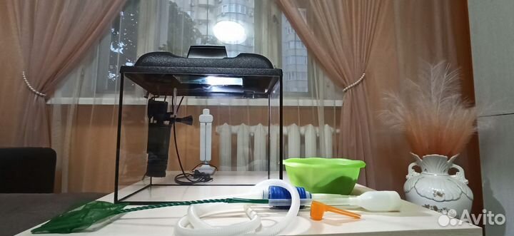 Продам б/у аквариум 30 литров с подсветкой