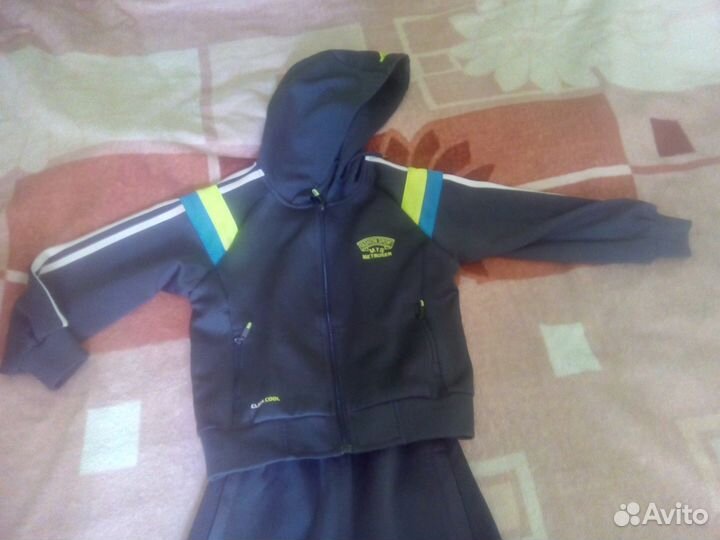 Новый спортивный костюм