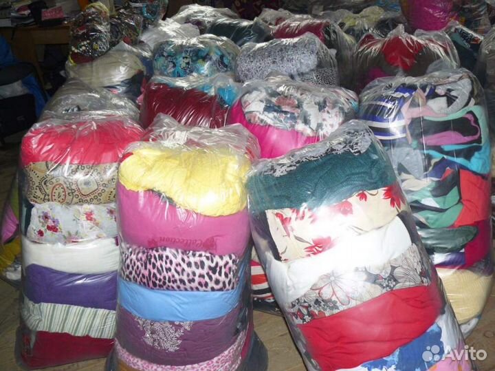 Вещи секонд хенд мешками