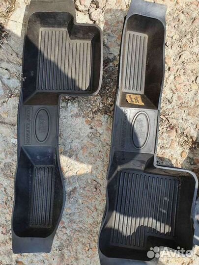 Коврик боковой приора,ваз2110