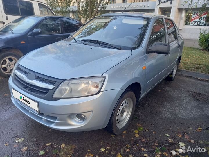 LADA Granta 1.6 МТ, 2013, 274 000 км