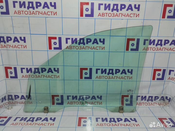 Стекло двери переднее правое Hyundai Santa Fe (SM)