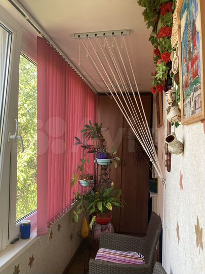 4-к. квартира, 83 м², 3/9 эт.