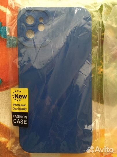 Чехол на iPhone 11