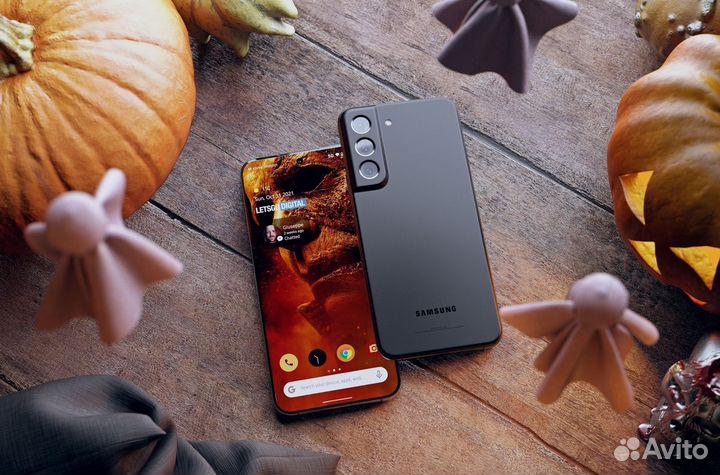 Samsung Galaxy S22, 8/256 ГБ