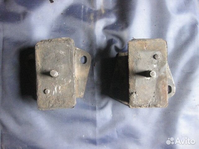 Подушка двигателя 6G72 Mitsubishi Pajero