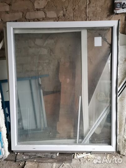 Балконный блок и окно и лоджия