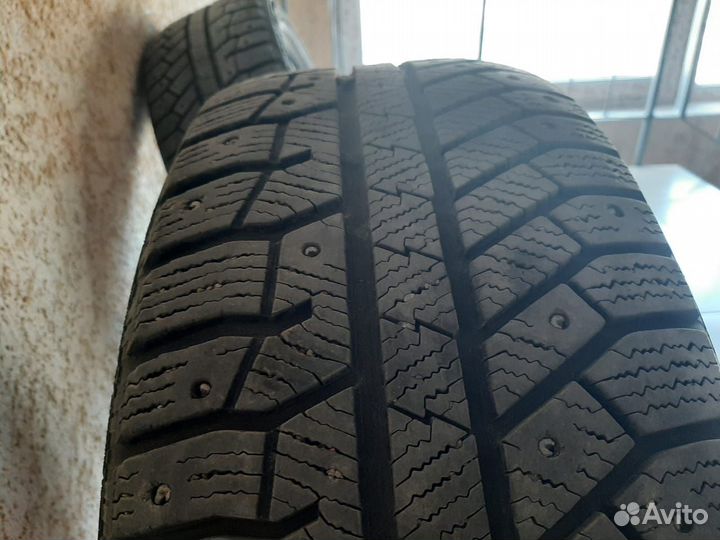 Continental ContiPremiumContact 2 215/60 R16