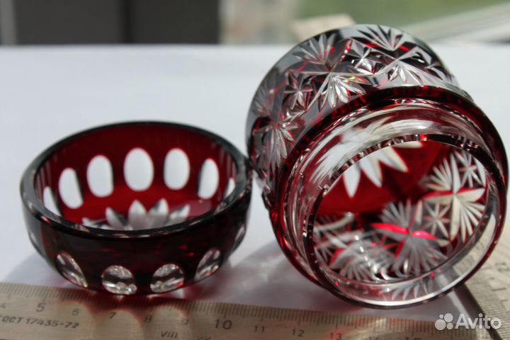 Антикварная шкатулка.egermann.Цветное стекло. Резь