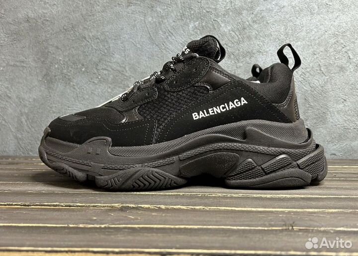 Кроссовки Balenciaga Triple S