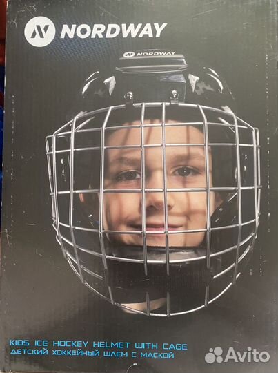 Шлем хоккейный, коньки, защита